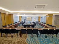 Front One Boutique Hotel Taman Anggrek Hotels near Wisma 77