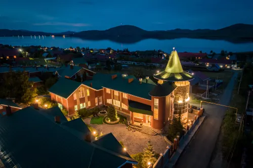 Mayak Hotel 압젤릴롭스키 군 호텔