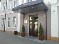 Molodezhnaya Hotel Hotels near Happy Boot