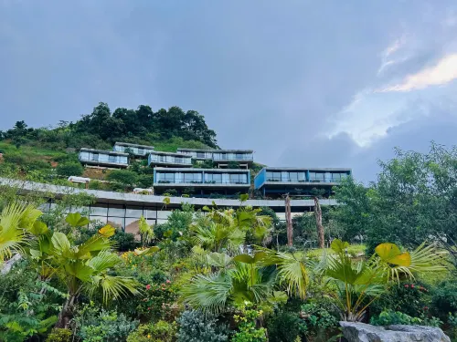 Vigolando Van Ho Resort