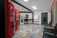 Motel 6 Marina, CA - Monterey