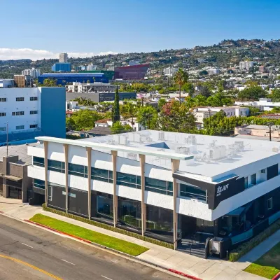 Elan Hotel Los Angeles Hotels near Zimmer Children's Museum