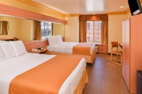 H3 Inn & Suites - LAX Airport - Los Angeles