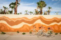 Kimpton Miralina Resort and Villas by IHG - parking