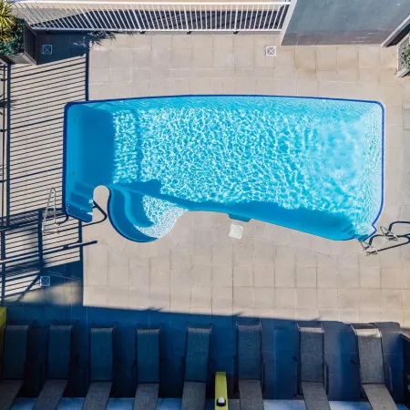 Albacore Apartments