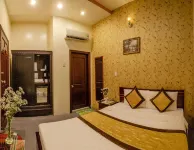 Đông Bảo Hotel - Bãi đậu xe