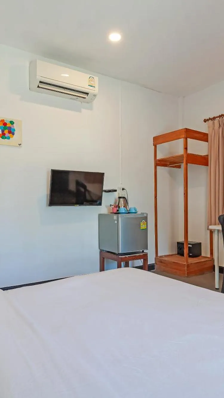 ห้องสแตนดาร์ด เตียงใหญ่ 1 เตียง