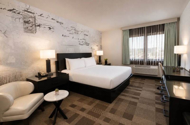 Silver Sevens Hotel & Casino