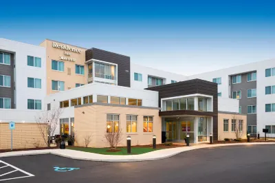 Residence Inn Milwaukee West Hotels near Pick'n Save