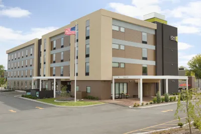 Home2 Suites by Hilton Rochester Henrietta Hotel dekat Penfield Presbyterian Church & Early Learning Center