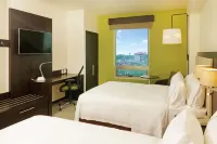 Holiday Inn Express Tuxpan