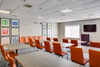 Holiday Inn Express & Suites Oklahoma City - Bethany