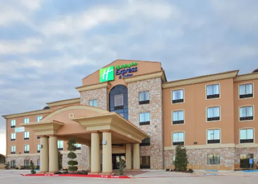 Holiday Inn Express & Suites PARIS by IHG