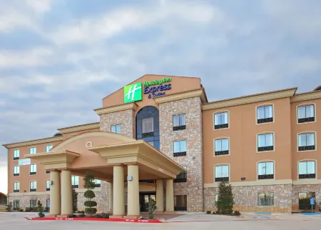 Holiday Inn Express & Suites Paris