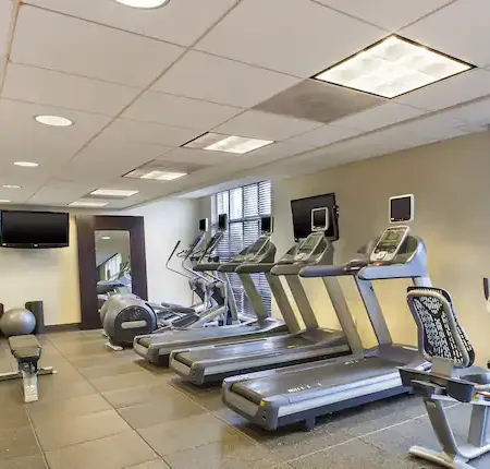 Hampton Inn & Suites Providence/Warwick-Airport