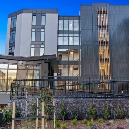 Ramada by Wyndham Newmarket Auckland Отели рядом с достопримечательностью «Выставочный и конференц-центр ASB Showgrounds»