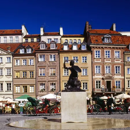 Courtyard Warsaw Airport Отели рядом с достопримечательностью «Деловой комплекс Маринарска-Пойнт»