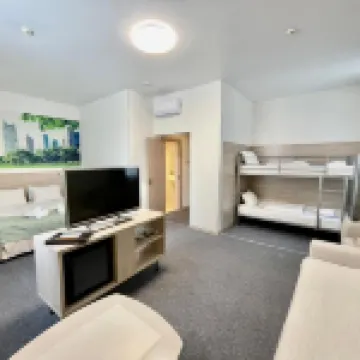 Aterrasuite (Атеррасьют)