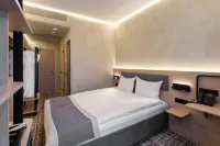 Renion City Hotel (Opened in 2025) Hotels near Zenkov's Cathedral