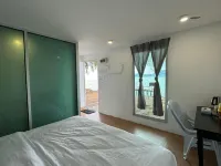 Rockbund Fishing Chalet