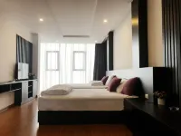 Ivy Hotel - Ha Long Hotel a