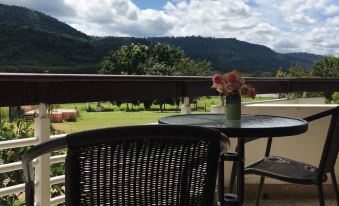 Samerdrow Khao Yai