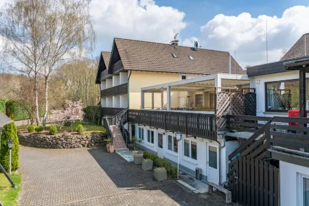 Bierenbacher Hof Отели в г. Осбергхаузен