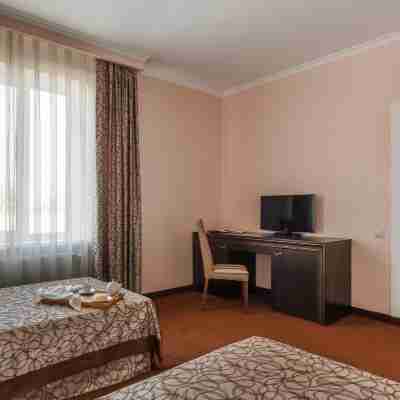 Mask Hotel Rooms