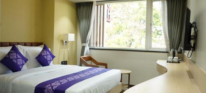 Purple Beds by Vits - Dwarkesh, Surat スラトのホテル