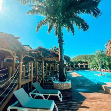Kawan Bay Suites