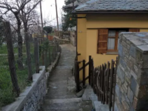 Ellis Full Guest House Hotels in Tsagkarada