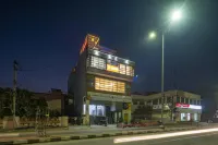 Zostel Bundi Hotels near Bundi kala ji ki bavdi