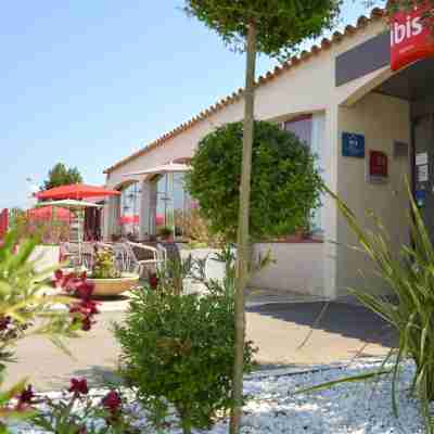 Hôtel IBIS Narbonne Hotel Exterior