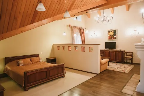 Dom Shale Hotel