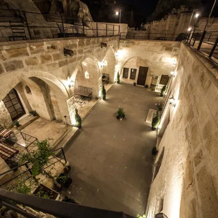 Harkasos Cave Hotel