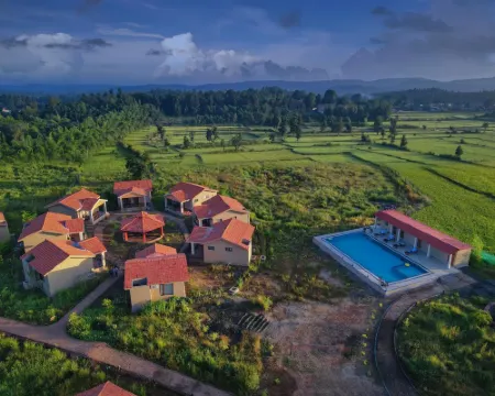 Aranyak Resort Kanha Hotels in Mandla