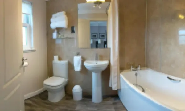 MacLean Guest House