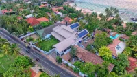 R Degrees Hotels near Sri Seelakkanda Sunday School