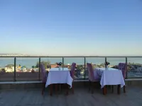 Magnaura House Hotel Hoteles cerca de Bazar Arasta