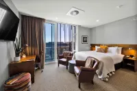 キング & クイーン ホテル スイーツ のホテル