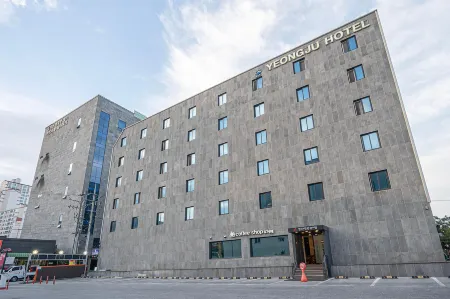 Yeongju Hotel Отели в г. Йонджу