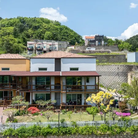 Gapyeong Art Pension Отели рядом с достопримечательностью «Интерактивный художественный музей»