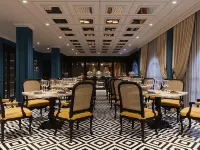 Royal Hotel City Centre Hotel a Móng Cái