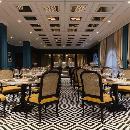 Royal Hotel City Centre
