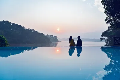 The Serenity Resort  호텔