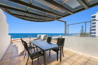 Meridian Alex Beach Apartments