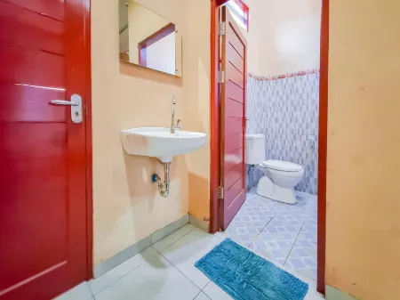 RedDoorz Near Kantor Gubernur Kalimantan Tengah Отели в г. Menteng