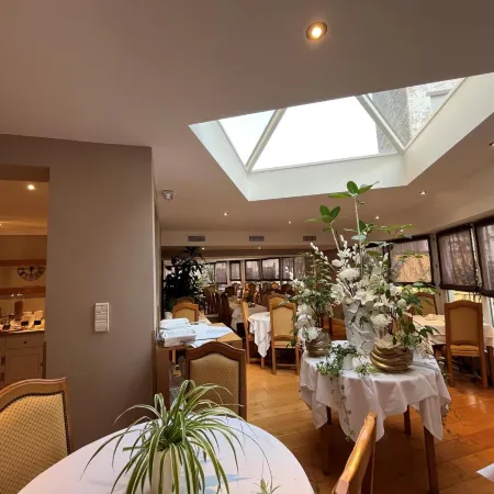 Maison Lutetia R