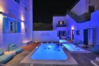 Tinos Aqua Palazzo - Pools
