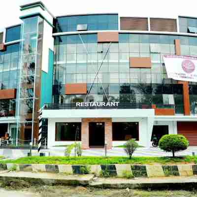 Wayanad Royal Crown Hotel Exterior